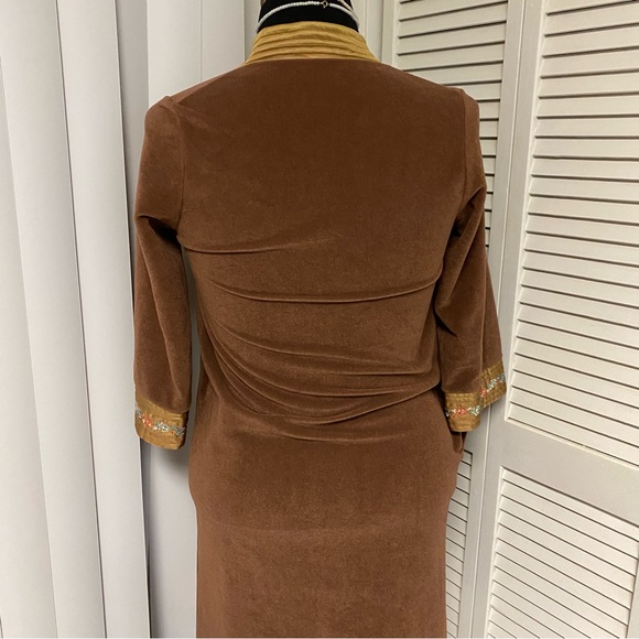 JC Penney Brown Velveteen Misses Robe Dressing Gown Size:XS - Picture 5 of 6